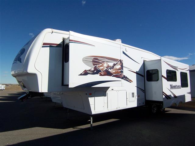 Used 2007 Keystone Montana 3000RK Fifth Wheel For Sale